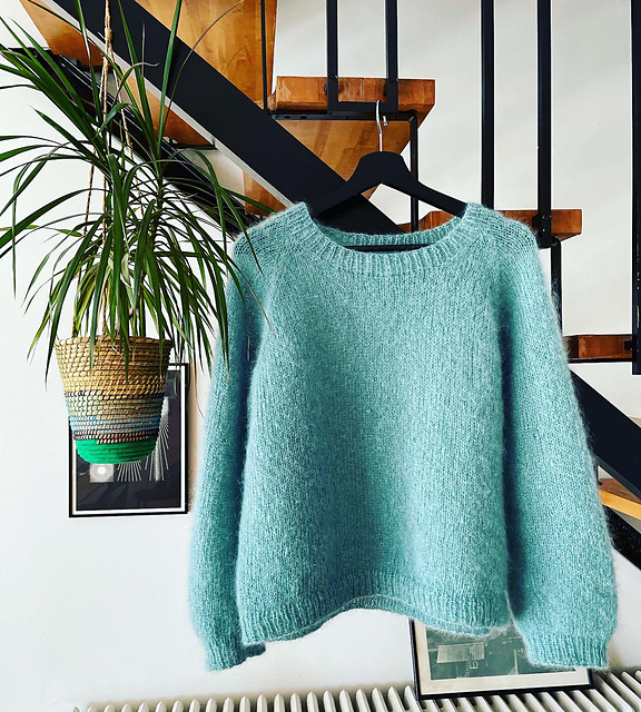 Carlsen sweater by Vinda knits